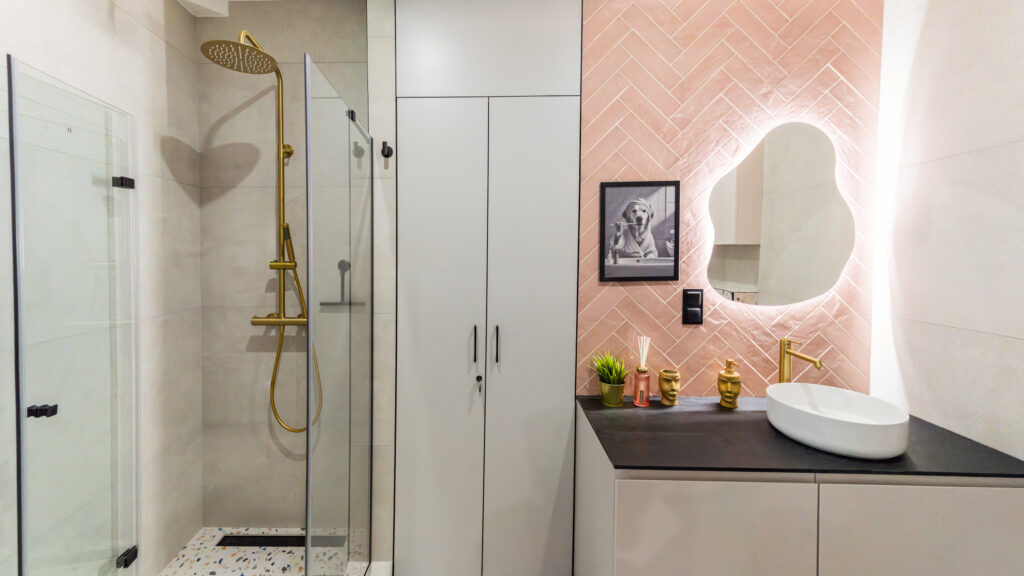 Łazienka w pierwszym apartamencie przy Wawelu